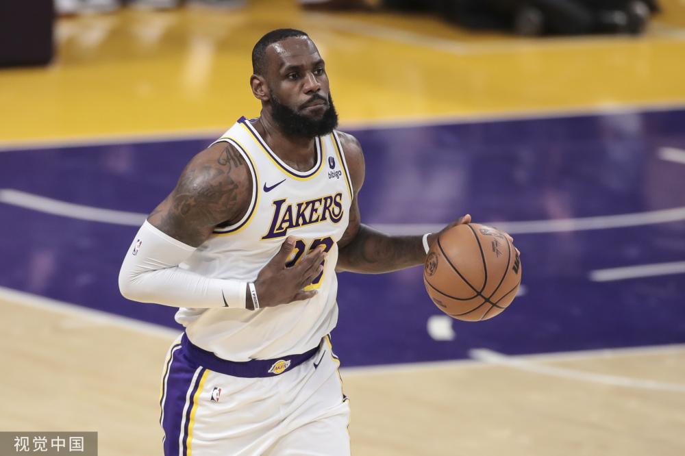 国乒启程横滨马琳回归，王曼昱笑容灿烂，王楚钦无奈，不见莎莎.