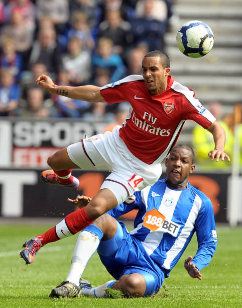 散装到县，苏媒：南通队新主场宣传牌所有区县一个不落.