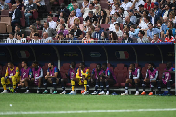 笔开销都受 笔开销都受